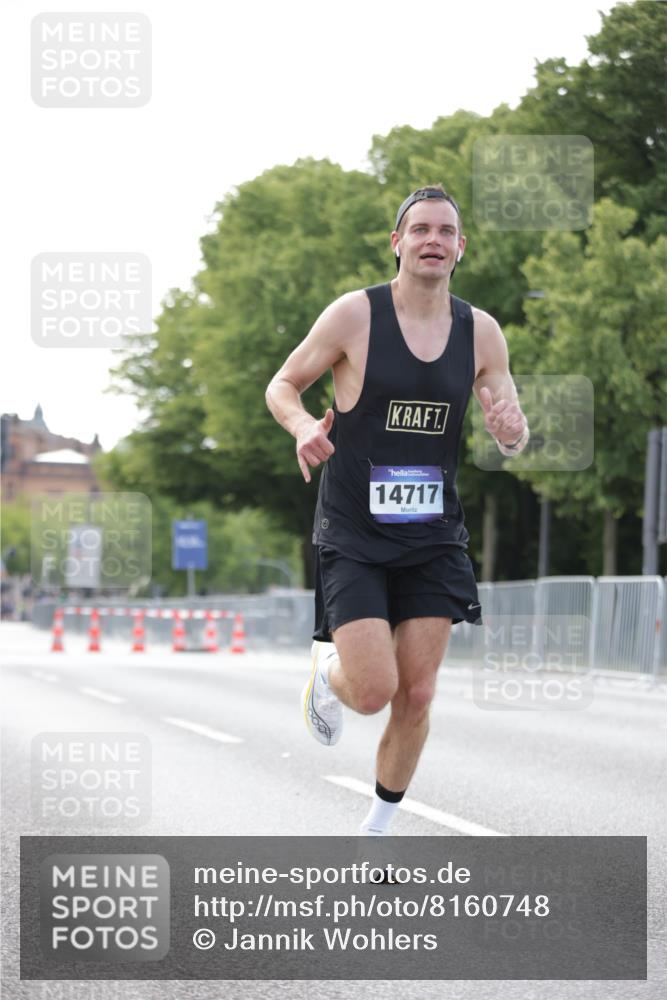 29.06.2025 - hella hamburg halbmarathon Jannik Wohlers http://msf.ph/oto/8160748 29.06.2025 09:39:38 Lombardsbrücke 53, 2144, 2659, 3720, 6380, 11678, 14717, 14933, 16120 meine-sportfotos.de