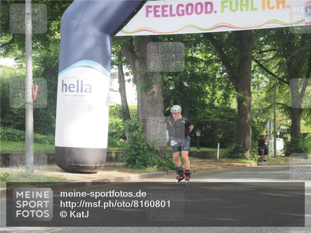 29.06.2025 - hella hamburg halbmarathon KatJ http://msf.ph/oto/8160801 29.06.2025 09:10:19 Zwischen KM18-KM19  meine-sportfotos.de