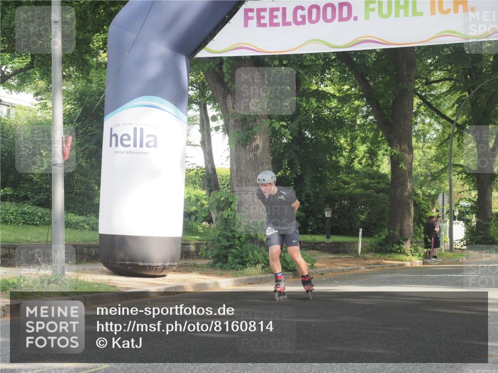29.06.2025 - hella hamburg halbmarathon KatJ http://msf.ph/oto/8160814 29.06.2025 09:10:19 Zwischen KM18-KM19  meine-sportfotos.de