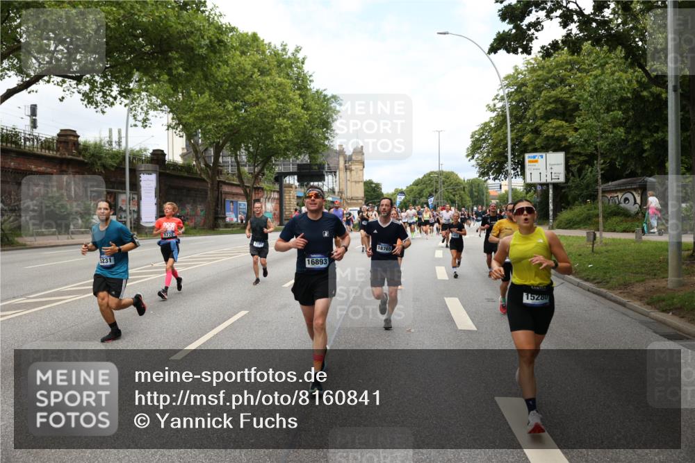 29.06.2025 - hella hamburg halbmarathon Yannick Fuchs http://msf.ph/oto/8160841 29.06.2025 10:38:53 20KM 1057, 1220, 1391, 1468, 1782, 1902, 1941, 2365, 2402, 2415, 3004, 3021, 3098, 3305, 4310, 4691, 4991, 5231, 5476, 5884, 7191, 7322, 7710, 8722, 8928, 9159, 9444, 10596, 11469, 12159, 12711, 13123, 13975, 14351, 14464, 14667, 14816, 15185, 15225, 15233, 15280, 16506, 16893, 17097, 17406, 17729, 17748, 18539, 18560, 18806, 19207 meine-sportfotos.de