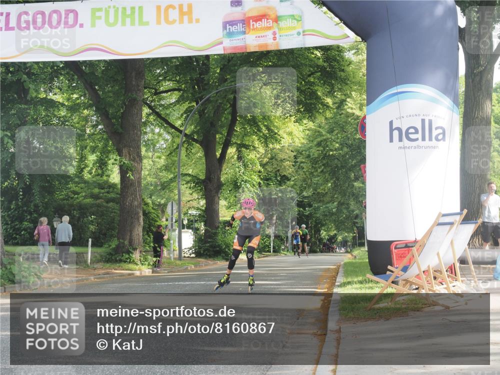 29.06.2025 - hella hamburg halbmarathon KatJ http://msf.ph/oto/8160867 29.06.2025 09:10:26 Zwischen KM18-KM19  meine-sportfotos.de