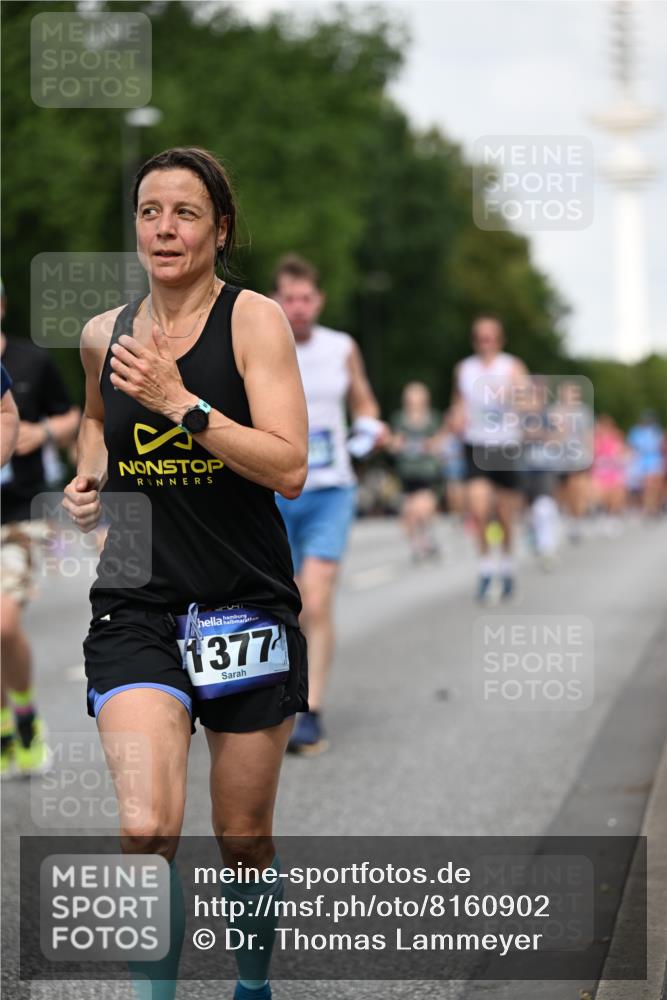 29.06.2025 - hella hamburg halbmarathon Dr. Thomas Lammeyer http://msf.ph/oto/8160902 29.06.2025 10:08:37 Kennedybrücke 1316, 1367, 1377, 1674, 2011, 2698, 3413, 3488, 4146, 4904, 5354, 5365, 5976, 6311, 6706, 6709, 8089, 8217, 10213, 10756, 10962 meine-sportfotos.de