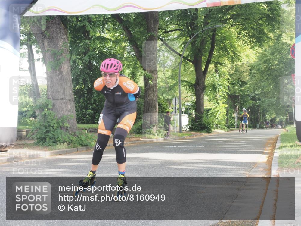 29.06.2025 - hella hamburg halbmarathon KatJ http://msf.ph/oto/8160949 29.06.2025 09:10:27 Zwischen KM18-KM19  meine-sportfotos.de