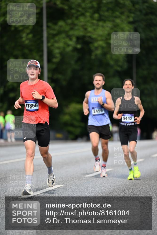 29.06.2025 - hella hamburg halbmarathon Dr. Thomas Lammeyer http://msf.ph/oto/8161004 29.06.2025 09:44:29 Kennedybrücke 2459, 4128, 4571, 7963, 9442, 10234 meine-sportfotos.de