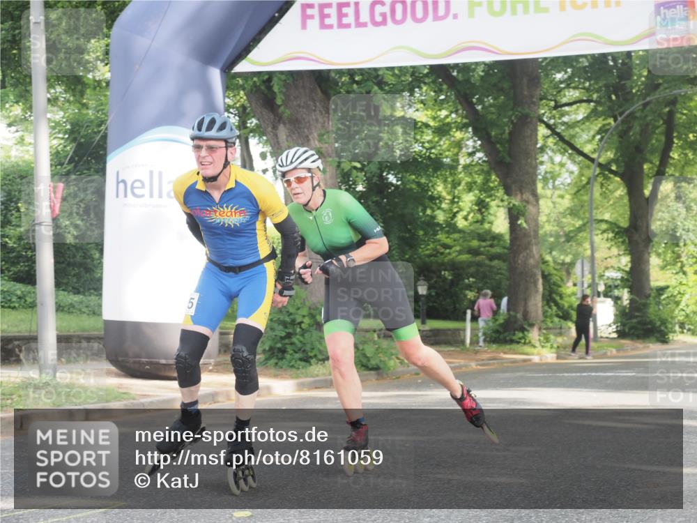 29.06.2025 - hella hamburg halbmarathon KatJ http://msf.ph/oto/8161059 29.06.2025 09:10:33 Zwischen KM18-KM19  meine-sportfotos.de