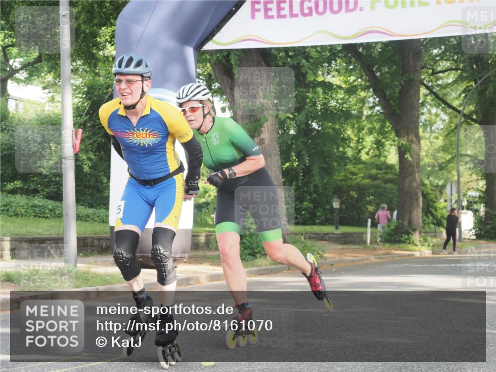 29.06.2025 - hella hamburg halbmarathon KatJ http://msf.ph/oto/8161070 29.06.2025 09:10:33 Zwischen KM18-KM19  meine-sportfotos.de