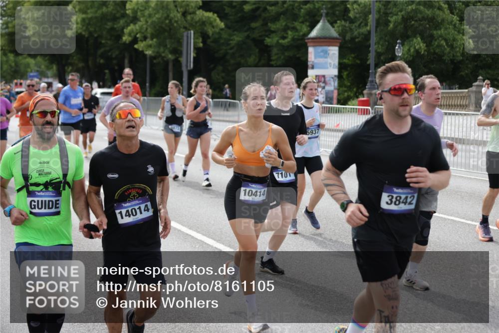 29.06.2025 - hella hamburg halbmarathon Jannik Wohlers http://msf.ph/oto/8161105 29.06.2025 10:19:54 Lombardsbrücke 1046, 1069, 1474, 2478, 3434, 3842, 4154, 4585, 4614, 4737, 4739, 5556, 5659, 5811, 5812, 5831, 5937, 6951, 7018, 7101, 7131, 7739, 7744, 8025, 8462, 8588, 9136, 9196, 9735, 9873, 10041, 10414, 10550, 10595, 10754, 11835, 12056, 13013, 14014, 14564, 14894, 15180, 15481, 15619, 16164, 16714, 16991, 17671, 18114 meine-sportfotos.de