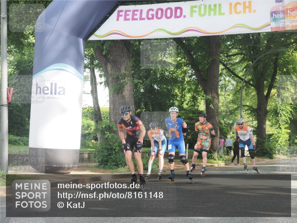 29.06.2025 - hella hamburg halbmarathon KatJ http://msf.ph/oto/8161148 29.06.2025 09:10:41 Zwischen KM18-KM19  meine-sportfotos.de