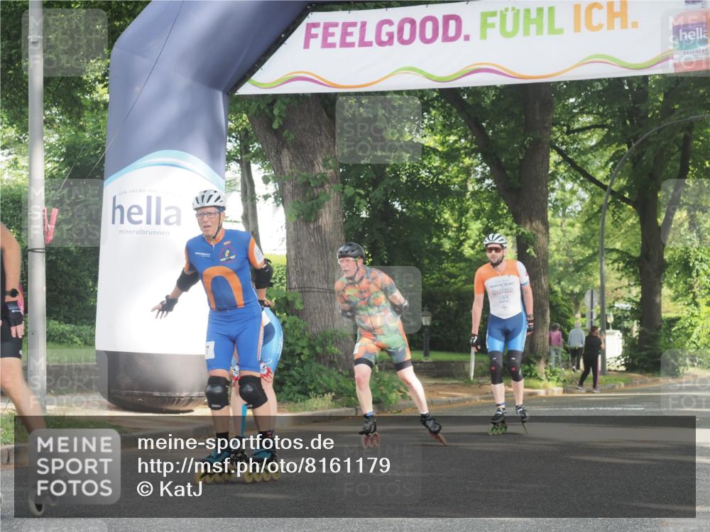 29.06.2025 - hella hamburg halbmarathon KatJ http://msf.ph/oto/8161179 29.06.2025 09:10:42 Zwischen KM18-KM19  meine-sportfotos.de