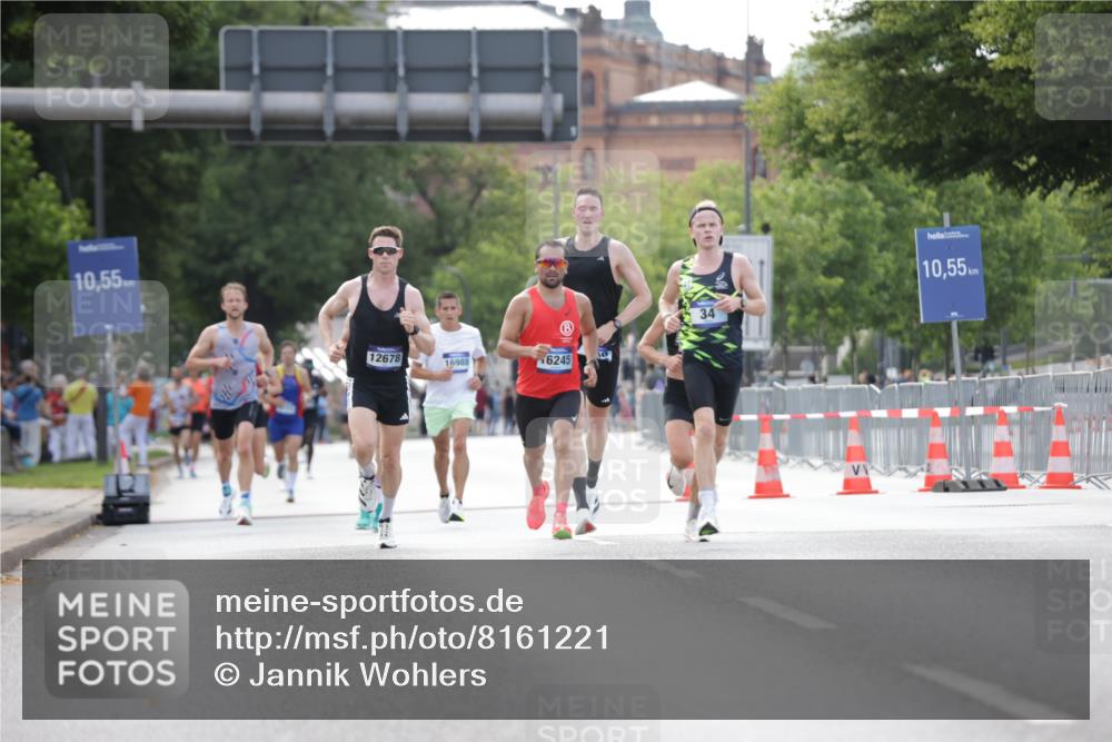 29.06.2025 - hella hamburg halbmarathon Jannik Wohlers http://msf.ph/oto/8161221 29.06.2025 09:39:50 Lombardsbrücke 35, 52, 2144, 2659, 3720, 9255, 10650, 14717, 15495, 16120, 19075 meine-sportfotos.de