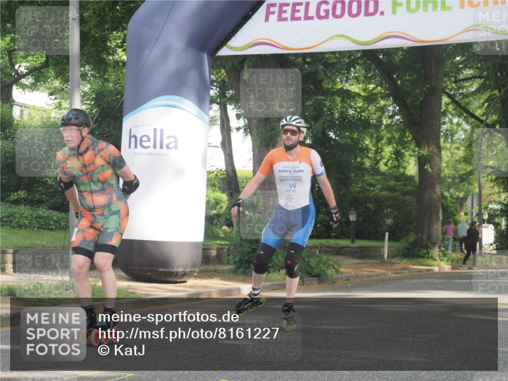 29.06.2025 - hella hamburg halbmarathon KatJ http://msf.ph/oto/8161227 29.06.2025 09:10:42 Zwischen KM18-KM19  meine-sportfotos.de