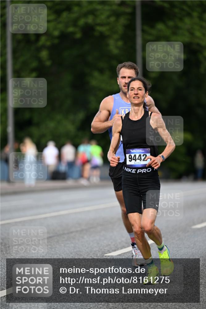 29.06.2025 - hella hamburg halbmarathon Dr. Thomas Lammeyer http://msf.ph/oto/8161275 29.06.2025 09:44:31 Kennedybrücke 2459, 4128, 4571, 7963, 9442, 10234, 10780, 11194 meine-sportfotos.de