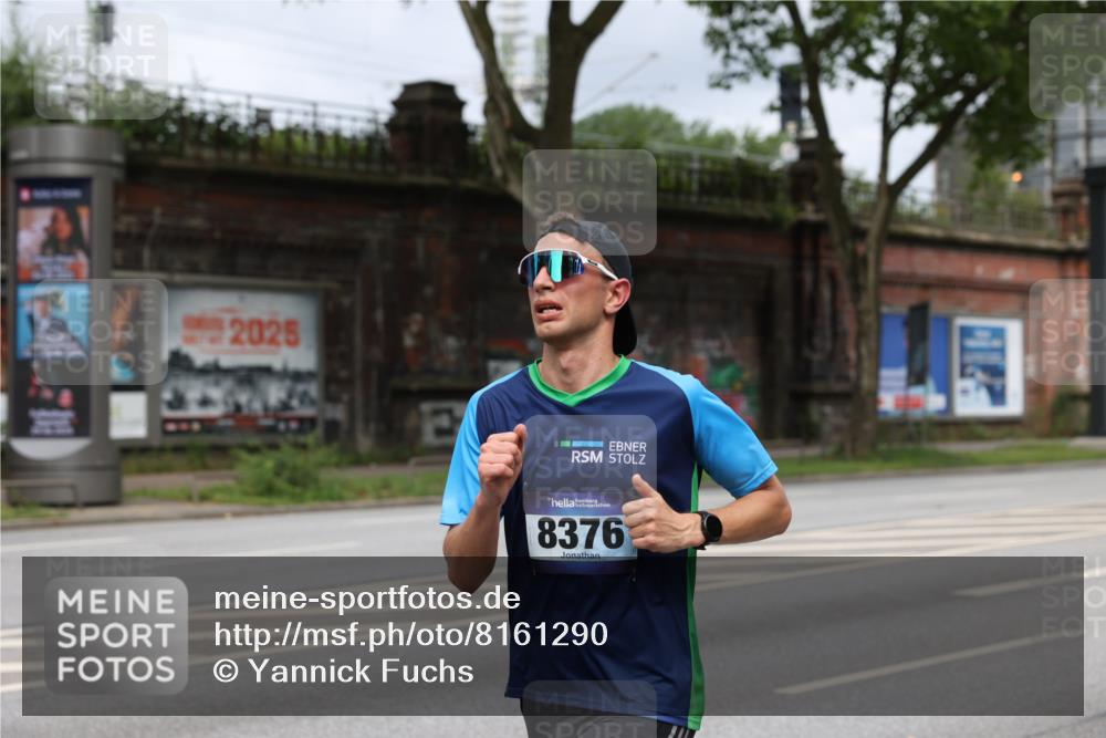 29.06.2025 - hella hamburg halbmarathon Yannick Fuchs http://msf.ph/oto/8161290 29.06.2025 10:20:49 20KM 2483, 4338, 8376, 10468, 11228, 12067, 13346, 14107, 17003 meine-sportfotos.de