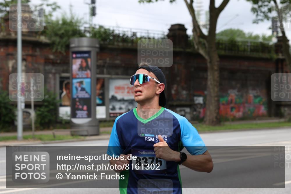 29.06.2025 - hella hamburg halbmarathon Yannick Fuchs http://msf.ph/oto/8161302 29.06.2025 10:20:49 20KM 2483, 4338, 8376, 10468, 11228, 12067, 13346, 14107, 17003 meine-sportfotos.de
