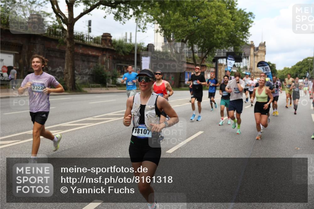 29.06.2025 - hella hamburg halbmarathon Yannick Fuchs http://msf.ph/oto/8161318 29.06.2025 10:38:59 20KM 1057, 1391, 1413, 1468, 1697, 1782, 1902, 1941, 2415, 3004, 3098, 3305, 4691, 4991, 5884, 7322, 7710, 8928, 9159, 9302, 10596, 11809, 12159, 12711, 13123, 13975, 14351, 14464, 14667, 14686, 14687, 14703, 14816, 15185, 16506, 17097, 17406, 18539, 18560, 18806, 19207 meine-sportfotos.de