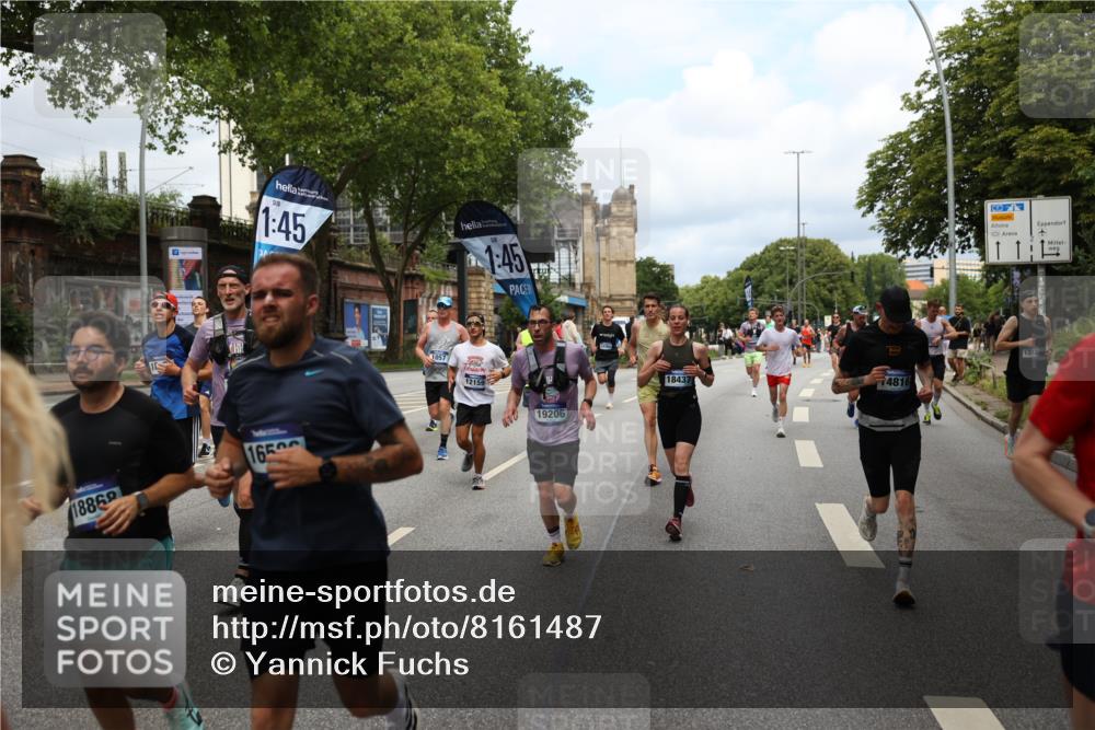 29.06.2025 - hella hamburg halbmarathon Yannick Fuchs http://msf.ph/oto/8161487 29.06.2025 10:39:01 20KM 1057, 1391, 1413, 1468, 1520, 1697, 1782, 1941, 2415, 3098, 3305, 4691, 4991, 5884, 7322, 7710, 8928, 9302, 10596, 11809, 12159, 12711, 13123, 13975, 14351, 14464, 14686, 14687, 14703, 14816, 16506, 17097, 17120, 17406, 18539, 18560, 18806, 19207 meine-sportfotos.de
