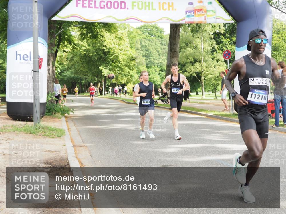 29.06.2025 - hella hamburg halbmarathon MichiJ http://msf.ph/oto/8161493 29.06.2025 10:11:30 Zwischen KM18-KM19 6530, 11210, 14933, 15526 meine-sportfotos.de