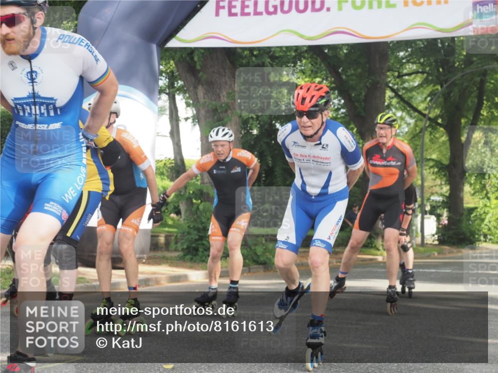 29.06.2025 - hella hamburg halbmarathon KatJ http://msf.ph/oto/8161613 29.06.2025 09:10:58 Zwischen KM18-KM19  meine-sportfotos.de