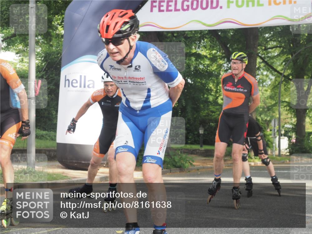 29.06.2025 - hella hamburg halbmarathon KatJ http://msf.ph/oto/8161638 29.06.2025 09:10:58 Zwischen KM18-KM19  meine-sportfotos.de