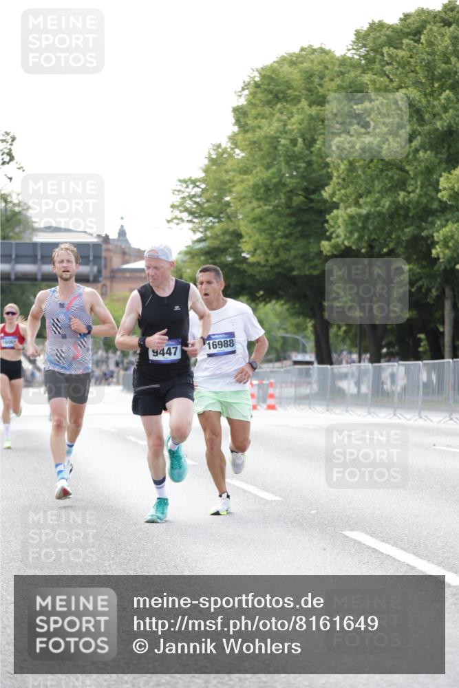 29.06.2025 - hella hamburg halbmarathon Jannik Wohlers http://msf.ph/oto/8161649 29.06.2025 09:39:57 Lombardsbrücke 34, 35, 52, 54, 6530, 9255, 9447, 10650, 12678, 14302, 15495, 16068, 16245, 16988, 19075 meine-sportfotos.de