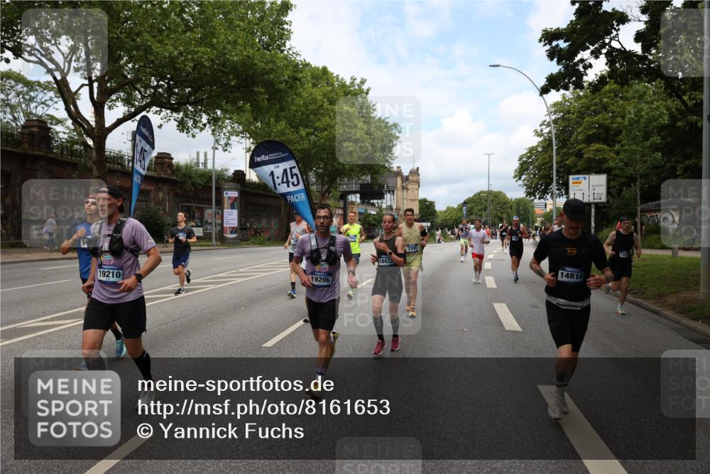 29.06.2025 - hella hamburg halbmarathon Yannick Fuchs http://msf.ph/oto/8161653 29.06.2025 10:39:02 20KM 1057, 1391, 1413, 1468, 1520, 1697, 1782, 1941, 2415, 3098, 3305, 4691, 4991, 5884, 7322, 7710, 8928, 9302, 10596, 11809, 12159, 12711, 13123, 13975, 14351, 14464, 14686, 14687, 14703, 14816, 16058, 16506, 17097, 17120, 17406, 18539, 18560, 18806, 19207 meine-sportfotos.de