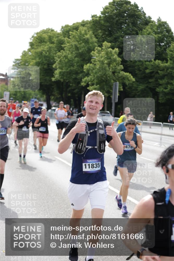 29.06.2025 - hella hamburg halbmarathon Jannik Wohlers http://msf.ph/oto/8161666 29.06.2025 10:20:02 Lombardsbrücke 1011, 1046, 1069, 1471, 1474, 2478, 3434, 3733, 3842, 4154, 4166, 4422, 4614, 5181, 5811, 5812, 5831, 5937, 6951, 7018, 7101, 7131, 7739, 8025, 8462, 8588, 9136, 9722, 9735, 9873, 10041, 10414, 10595, 10613, 10647, 10754, 11603, 11835, 12056, 12977, 13013, 14014, 14894, 15180, 15244, 15442, 15481, 16638, 17671, 18007, 19093 meine-sportfotos.de