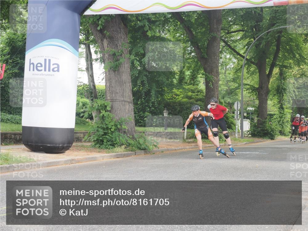 29.06.2025 - hella hamburg halbmarathon KatJ http://msf.ph/oto/8161705 29.06.2025 09:11:45 Zwischen KM18-KM19  meine-sportfotos.de