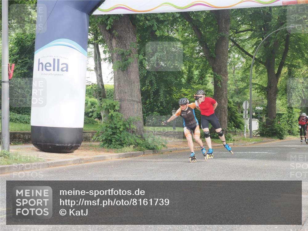 29.06.2025 - hella hamburg halbmarathon KatJ http://msf.ph/oto/8161739 29.06.2025 09:11:45 Zwischen KM18-KM19  meine-sportfotos.de