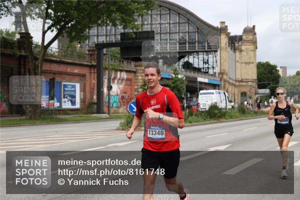 29.06.2025 - hella hamburg halbmarathon Yannick Fuchs http://msf.ph/oto/8161748 29.06.2025 10:21:06 20KM 9767, 10468, 11228, 13346, 14107, 16615, 17003 meine-sportfotos.de