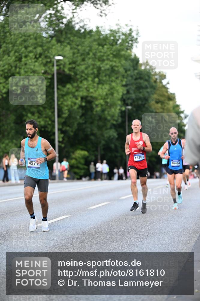 29.06.2025 - hella hamburg halbmarathon Dr. Thomas Lammeyer http://msf.ph/oto/8161810 29.06.2025 09:44:42 Kennedybrücke 2459, 4128, 4571, 6559, 7862, 9442, 10234, 10780, 11194 meine-sportfotos.de