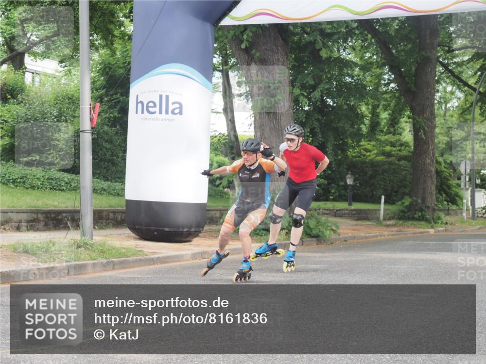29.06.2025 - hella hamburg halbmarathon KatJ http://msf.ph/oto/8161836 29.06.2025 09:11:46 Zwischen KM18-KM19  meine-sportfotos.de