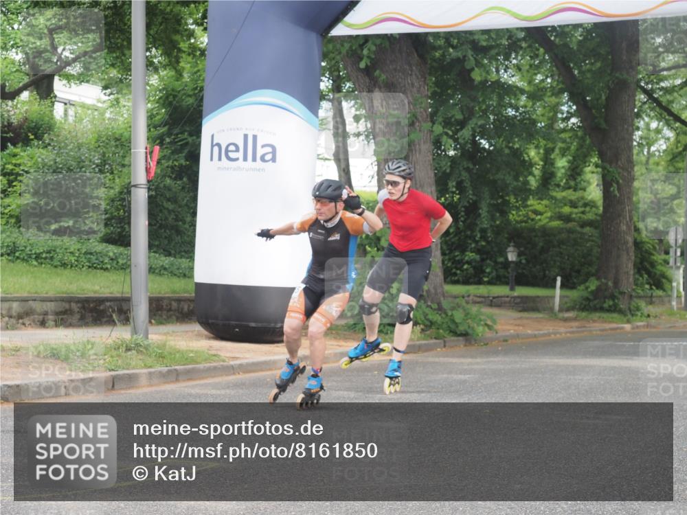 29.06.2025 - hella hamburg halbmarathon KatJ http://msf.ph/oto/8161850 29.06.2025 09:11:46 Zwischen KM18-KM19  meine-sportfotos.de