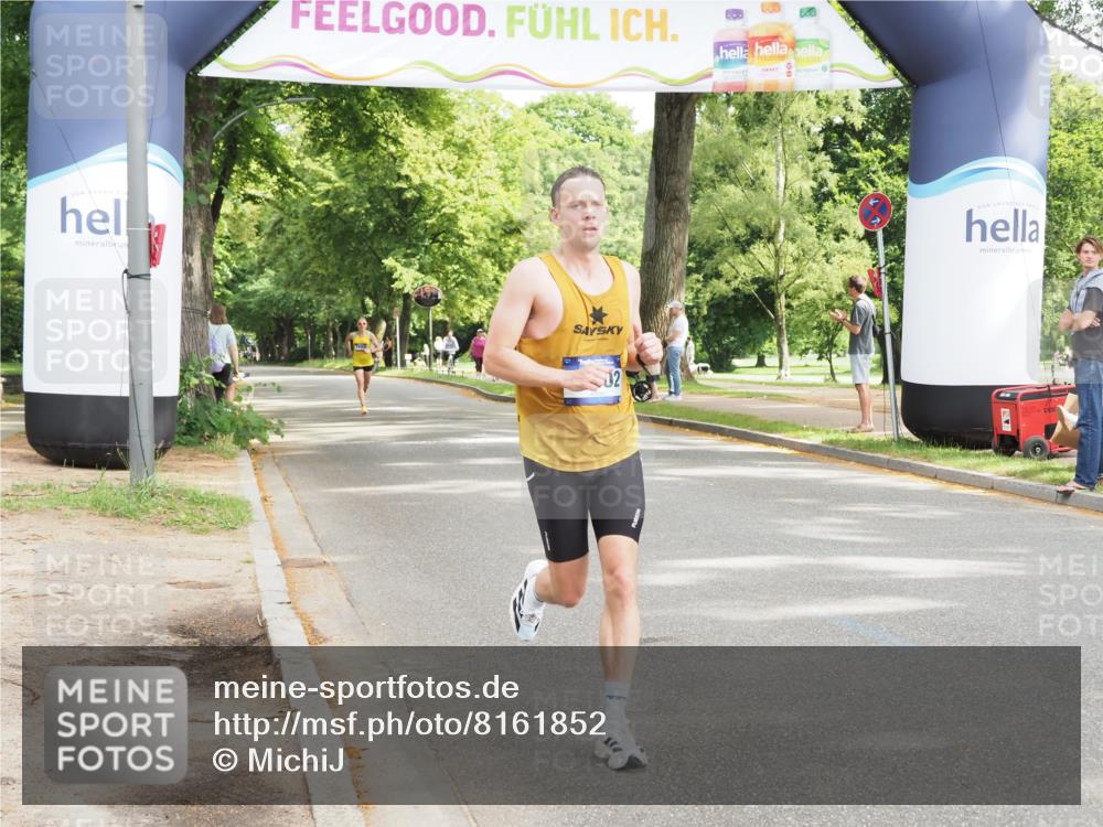 29.06.2025 - hella hamburg halbmarathon MichiJ http://msf.ph/oto/8161852 29.06.2025 10:11:39 Zwischen KM18-KM19 14360, 16120, 16988, 17402 meine-sportfotos.de