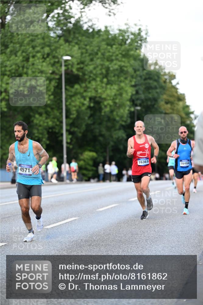 29.06.2025 - hella hamburg halbmarathon Dr. Thomas Lammeyer http://msf.ph/oto/8161862 29.06.2025 09:44:43 Kennedybrücke 2892, 4128, 4571, 6559, 7862, 9442, 10234, 10780, 11194 meine-sportfotos.de