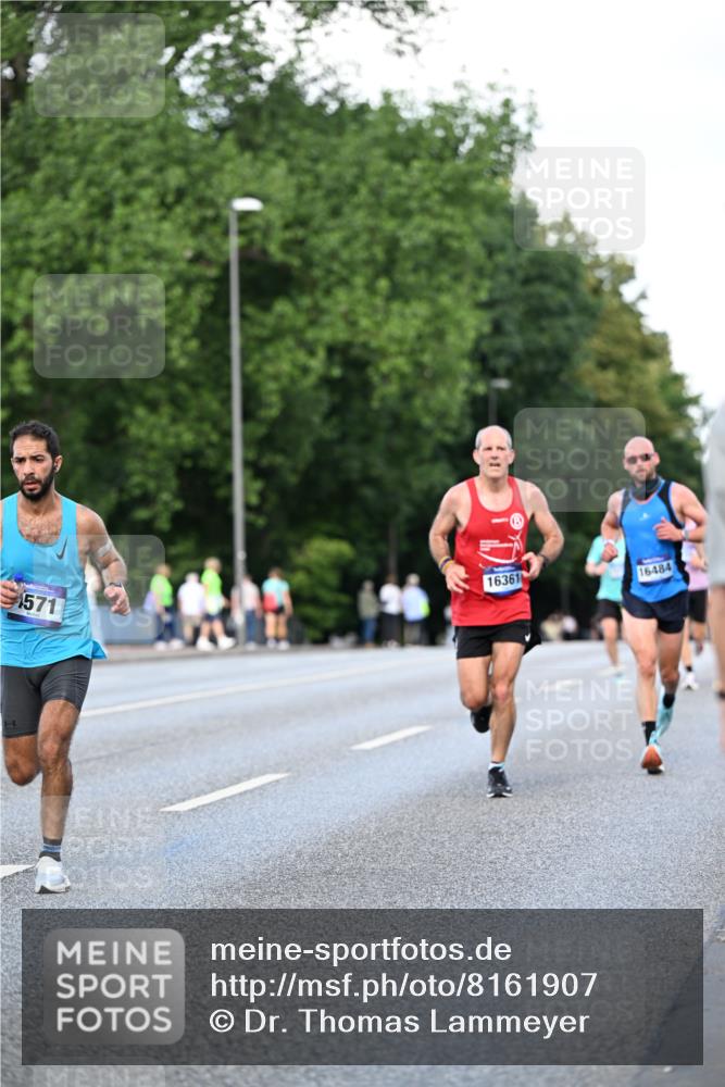 29.06.2025 - hella hamburg halbmarathon Dr. Thomas Lammeyer http://msf.ph/oto/8161907 29.06.2025 09:44:43 Kennedybrücke 2892, 4128, 4571, 6559, 7862, 9442, 10234, 10780, 11194 meine-sportfotos.de