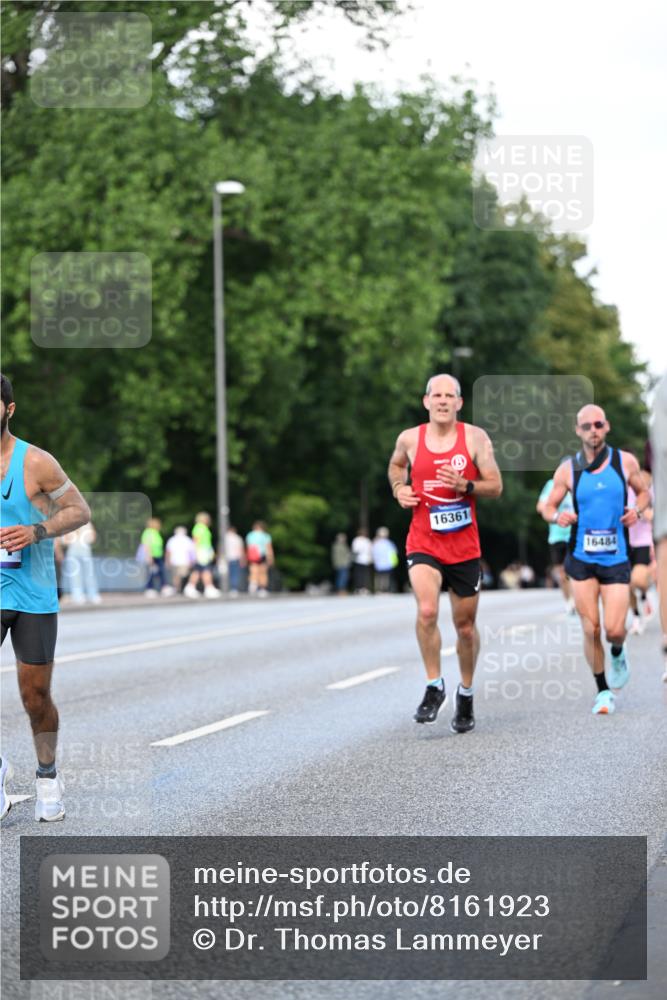 29.06.2025 - hella hamburg halbmarathon Dr. Thomas Lammeyer http://msf.ph/oto/8161923 29.06.2025 09:44:43 Kennedybrücke 2892, 4128, 4571, 6559, 7862, 9442, 10234, 10780, 11194 meine-sportfotos.de