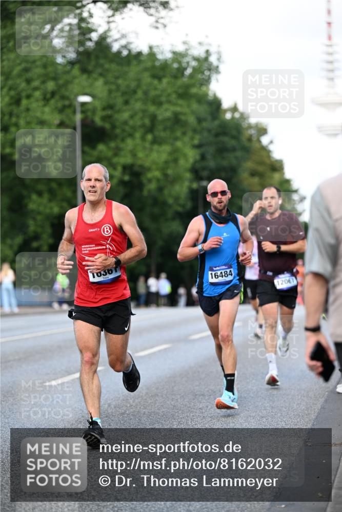 29.06.2025 - hella hamburg halbmarathon Dr. Thomas Lammeyer http://msf.ph/oto/8162032 29.06.2025 09:44:44 Kennedybrücke 2892, 4128, 4571, 6559, 7862, 10234, 10780, 11194 meine-sportfotos.de