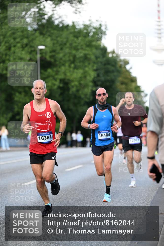 29.06.2025 - hella hamburg halbmarathon Dr. Thomas Lammeyer http://msf.ph/oto/8162044 29.06.2025 09:44:45 Kennedybrücke 2892, 4128, 4571, 6559, 7862, 10234, 10780, 11194 meine-sportfotos.de