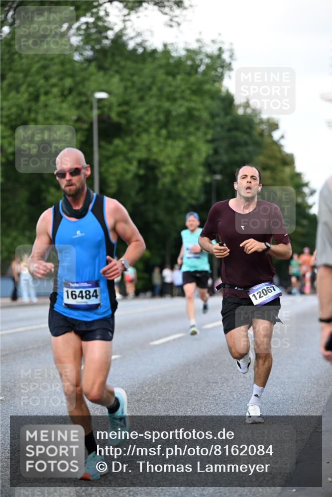 29.06.2025 - hella hamburg halbmarathon Dr. Thomas Lammeyer http://msf.ph/oto/8162084 29.06.2025 09:44:46 Kennedybrücke 2892, 4128, 4571, 6559, 7862, 10234, 10780, 11194 meine-sportfotos.de