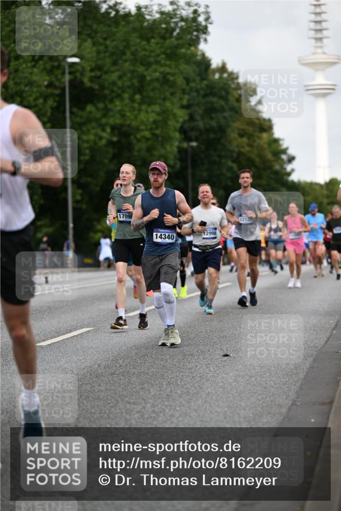 29.06.2025 - hella hamburg halbmarathon Dr. Thomas Lammeyer http://msf.ph/oto/8162209 29.06.2025 10:08:42 Kennedybrücke 1316, 1377, 1674, 2011, 2463, 2698, 3413, 3994, 4146, 4904, 5354, 5365, 5976, 6311, 6709, 8089, 8217, 9280, 10213, 10756, 10962 meine-sportfotos.de