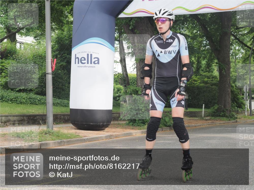 29.06.2025 - hella hamburg halbmarathon KatJ http://msf.ph/oto/8162217 29.06.2025 09:11:52 Zwischen KM18-KM19  meine-sportfotos.de