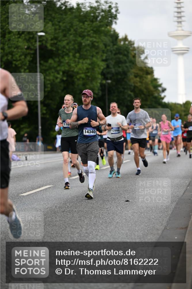 29.06.2025 - hella hamburg halbmarathon Dr. Thomas Lammeyer http://msf.ph/oto/8162222 29.06.2025 10:08:42 Kennedybrücke 1316, 1377, 1674, 2011, 2463, 2698, 3413, 3994, 4146, 4904, 5354, 5365, 5976, 6311, 6709, 8089, 8217, 9280, 10213, 10756, 10962 meine-sportfotos.de