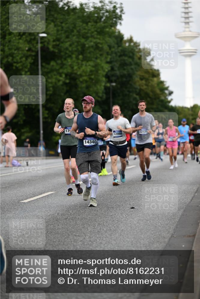 29.06.2025 - hella hamburg halbmarathon Dr. Thomas Lammeyer http://msf.ph/oto/8162231 29.06.2025 10:08:42 Kennedybrücke 1316, 1377, 1674, 2011, 2463, 2698, 3413, 3994, 4146, 4904, 5354, 5365, 5976, 6311, 6709, 8089, 8217, 9280, 10213, 10756, 10962 meine-sportfotos.de