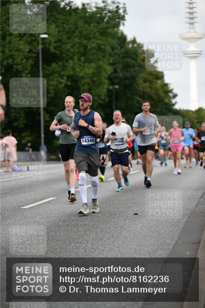 29.06.2025 - hella hamburg halbmarathon Dr. Thomas Lammeyer http://msf.ph/oto/8162236 29.06.2025 10:08:42 Kennedybrücke 1316, 1377, 1674, 2011, 2463, 2698, 3413, 3994, 4146, 4904, 5354, 5365, 5976, 6311, 6709, 8089, 8217, 9280, 10213, 10756, 10962 meine-sportfotos.de