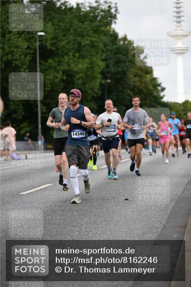 29.06.2025 - hella hamburg halbmarathon Dr. Thomas Lammeyer http://msf.ph/oto/8162246 29.06.2025 10:08:43 Kennedybrücke 1316, 1377, 1674, 2011, 2463, 2698, 3413, 3994, 4146, 4904, 5354, 5365, 5976, 6311, 6709, 8089, 8217, 9280, 10213, 10756, 10962 meine-sportfotos.de