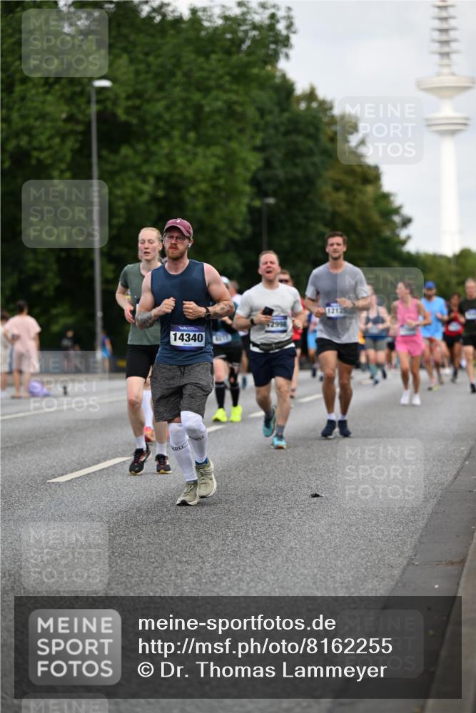 29.06.2025 - hella hamburg halbmarathon Dr. Thomas Lammeyer http://msf.ph/oto/8162255 29.06.2025 10:08:43 Kennedybrücke 1316, 1377, 1674, 2011, 2463, 2698, 3413, 3994, 4146, 4904, 5354, 5365, 5976, 6311, 6709, 8089, 8217, 9280, 10213, 10756, 10962 meine-sportfotos.de