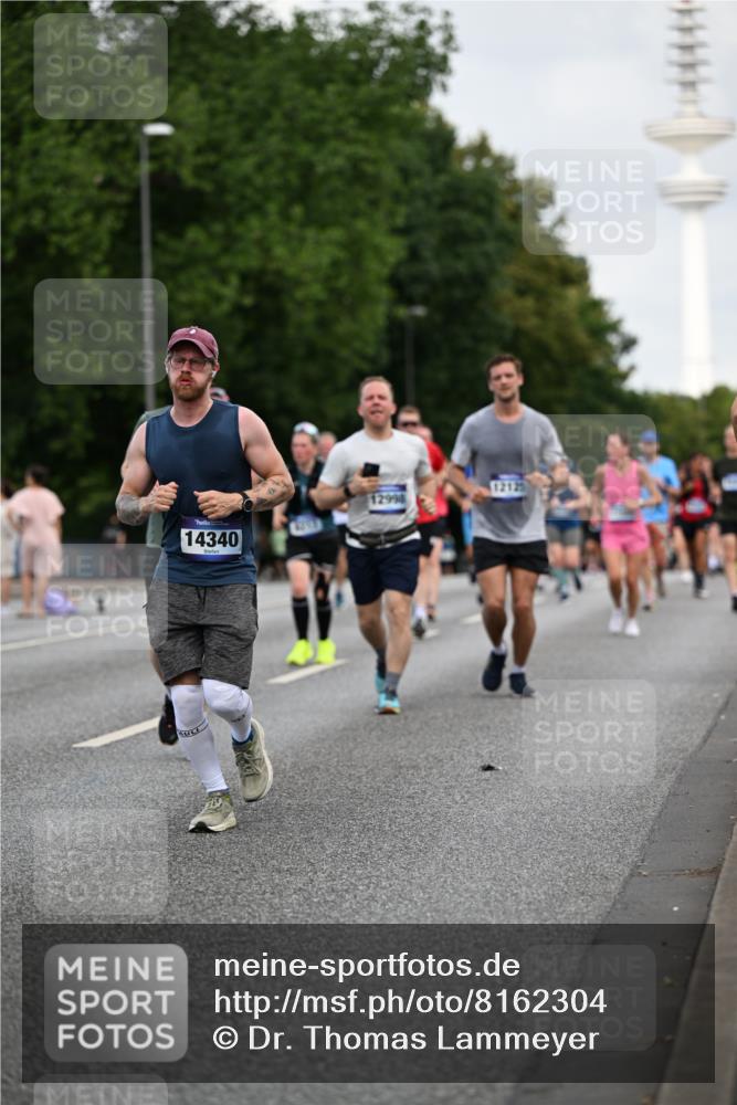 29.06.2025 - hella hamburg halbmarathon Dr. Thomas Lammeyer http://msf.ph/oto/8162304 29.06.2025 10:08:43 Kennedybrücke 1316, 1377, 1674, 2011, 2463, 2698, 3413, 3994, 4146, 4904, 5354, 5365, 5976, 6311, 6709, 8089, 8217, 9280, 10213, 10756, 10962 meine-sportfotos.de