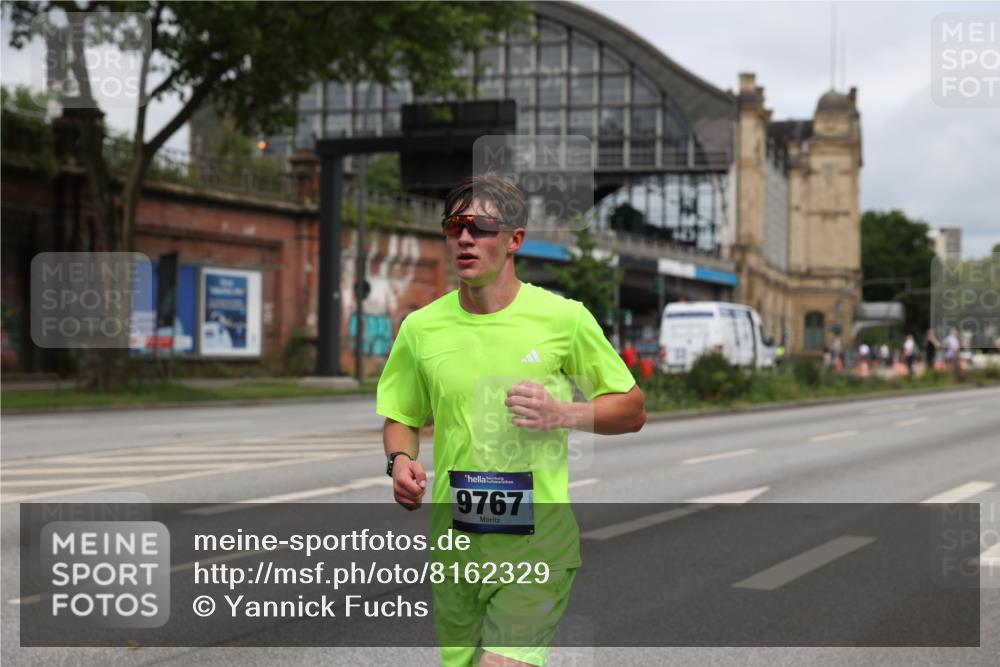 29.06.2025 - hella hamburg halbmarathon Yannick Fuchs http://msf.ph/oto/8162329 29.06.2025 10:21:16 20KM 9767, 14107, 16615, 17258 meine-sportfotos.de