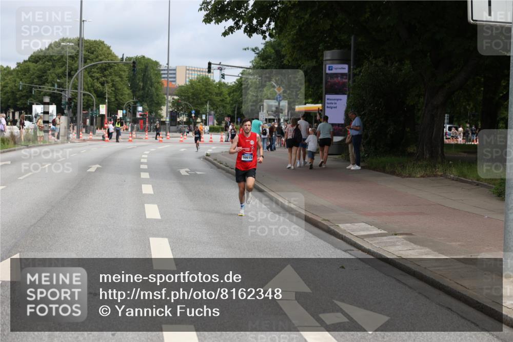 29.06.2025 - hella hamburg halbmarathon Yannick Fuchs http://msf.ph/oto/8162348 29.06.2025 10:21:23 20KM 9565, 13779, 16615, 17258, 18692, 19076 meine-sportfotos.de