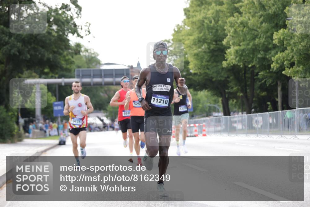 29.06.2025 - hella hamburg halbmarathon Jannik Wohlers http://msf.ph/oto/8162349 29.06.2025 09:40:09 Lombardsbrücke 34, 54, 5253, 6530, 6816, 9151, 9447, 9475, 11210, 12373, 12678, 14302, 16068, 16245, 16988, 18930 meine-sportfotos.de